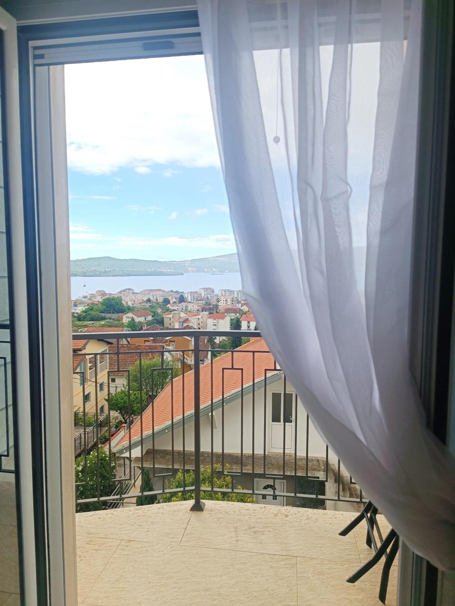 Eden Apartments Тиват Экстерьер фото